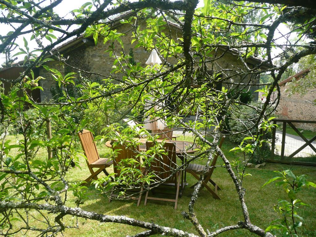 Chambres D'Hotes D'Antardieu Saint-Junien Esterno foto