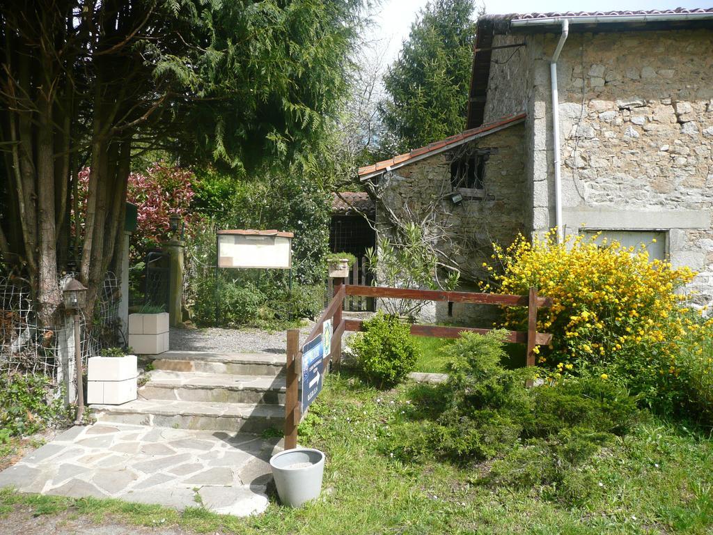 Chambres D'Hotes D'Antardieu Saint-Junien Esterno foto